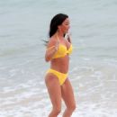 Chelsee Healey – Showed off her amazing partum body in Lanzarote - 454 x 618