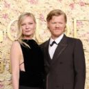 Kirsten Dunst and Jesse Plemons - The 82nd Annual Golden Globe Awards - 408 x 612