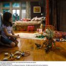 Hannah Pearson (Ashley Boettcher) gets acquainted with friendly alien Sparks (voiced by Josh Peck). Photo credit: Twentieth Century Fox - 454 x 361