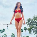 Natalia Duran- Miss Earth 2021- Swimwear Competition - 454 x 568