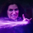 Agatha All Along - Kathryn Hahn - 454 x 190
