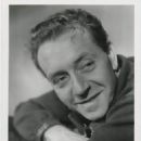 Paul Henreid - 454 x 552