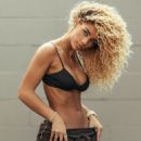 Jena Frumes - 454 x 647