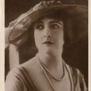 Clara Kimball Young - 454 x 712