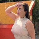 Lauren Goodger – Pictured looking for something at her house - 454 x 482