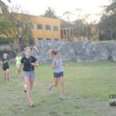 Julia on the run! - 454 x 304