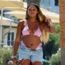 Samira Mighty – Enjoys the pool of a hotel in Mallorca - 454 x 297