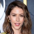 Amanda Crew – HBO Primetime Emmy Awards Afterparty in Los Angeles - 454 x 546