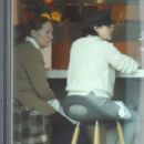 Shannen Doherty – Seen with her mom and a friend at Nicolas Eatery in Malibu - 454 x 681