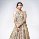 Karisma Kapoor - Femina Wedding Times Magazine Pictorial [India] (July 2017) - 400 x 625