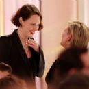 Phoebe Waller-Bridge - The 80th Golden Globe Awards - 454 x 303