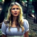 Grimm's Snow White - Eliza Bennett - 454 x 255