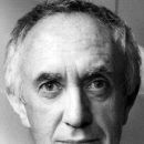 Male actors from Flintshire