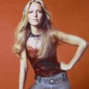 Annette Andre - 400 x 500