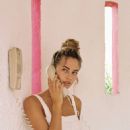 Hanna Edwinson – L Space Photo 2019 - 454 x 688