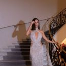 Eva Longoria – Posing during the 76th Cannes Film Festival 2023 - 454 x 681