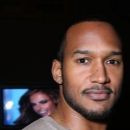 Henry Simmons - 413 x 260