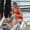 Alicia Agneson – With the director at ‘Julius Baer’ Niclas Slyta seen during holidays in Lake Como - 454 x 632
