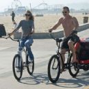 Kathryn Boyd and Josh Brolin – Ride bicycles by the beach in Santa Monica - 454 x 446