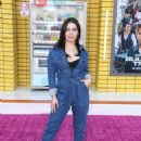 Isabella Gomez – ‘Bullet Train’ premiere in Los Angeles - 454 x 637