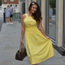Jess Impiazzi – Out for a stroll in a yellow dress - 454 x 599