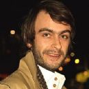 Joseph Gilgun - 220 x 283