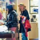 Blythe Danner – Shopping candids at GOOP in New York - 454 x 583