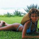 Shakara Ledard - 454 x 332
