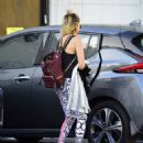Margot Robbie in Leggings – Leaving the gym in Los Angeles
