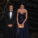 Byung-hun Lee and Sofia Vergara - The 88th Annual Academy Awards - Show - 438 x 612