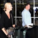 Sarah Murdoch – Arriving at Sydney International Airport - 454 x 324