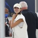 Olivia Culpo – Spotted while leaving Miami - 454 x 680