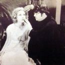 The Cat Creeps - Jean Hersholt, Helen Twelvetrees - 454 x 425