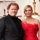Jesse Plemons and Kirsten Dunst - The 94th Annual Academy Awards (2022) - 454 x 303