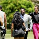 Jill Scott – With Charlene White Board a helicopter to enter the jungle in Gold Coast - 454 x 325