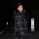 Isabela Merced – Attending Jennifer Klein’s Day of Indulgence holiday party - 454 x 681