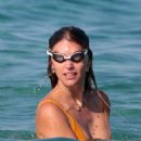 Arizona Muse – In a swimsuit at Club 55 in Saint Tropez - 454 x 681