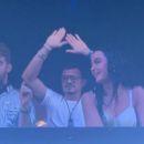 Katy Perry – With Orlando Bloom seen at The Chainsmokers concert in Las Vegas