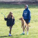 Olivia Jade Giannulli – Spotted at the Dog Park in Los Angeles - 454 x 396