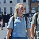 Saoirse Ronan – With Jack Lowden are seen riding bikes in East London - 454 x 667