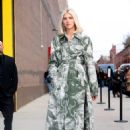 Devon Windsor – Arrives at the Jason Wu Fashion Show in New York