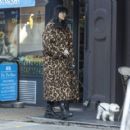 Daisy Lowe – Strolling with her dog in London - 454 x 418