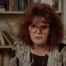 Eileen Brennan- as Loretta Lee - 454 x 342