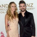 Karen Martinez and Juanes– 2017 Person of the Year Gala Honoring Alejandro Sanz - Arrivals - 454 x 597