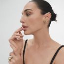 Gal Gadot - S Magazine Pictorial [Canada] (March 2025) - 454 x 568