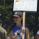 Justine Bateman – Seen at the SAG-AFTRA strike in Los Angeles - 454 x 681