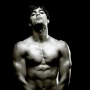 Model and Actor Anuj Sachdeva Pictures - 453 x 604