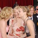 Faith Hill, Cameron Diaz and Gwyneth Paltrow - The 74th Annual Academy Awards (2002) - 454 x 298