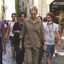 Uma Thurman on the Set of The Old Guard 2 in Rome - 454 x 681
