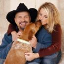 Garth Brooks and Trisha Yearwood - 200 x 200